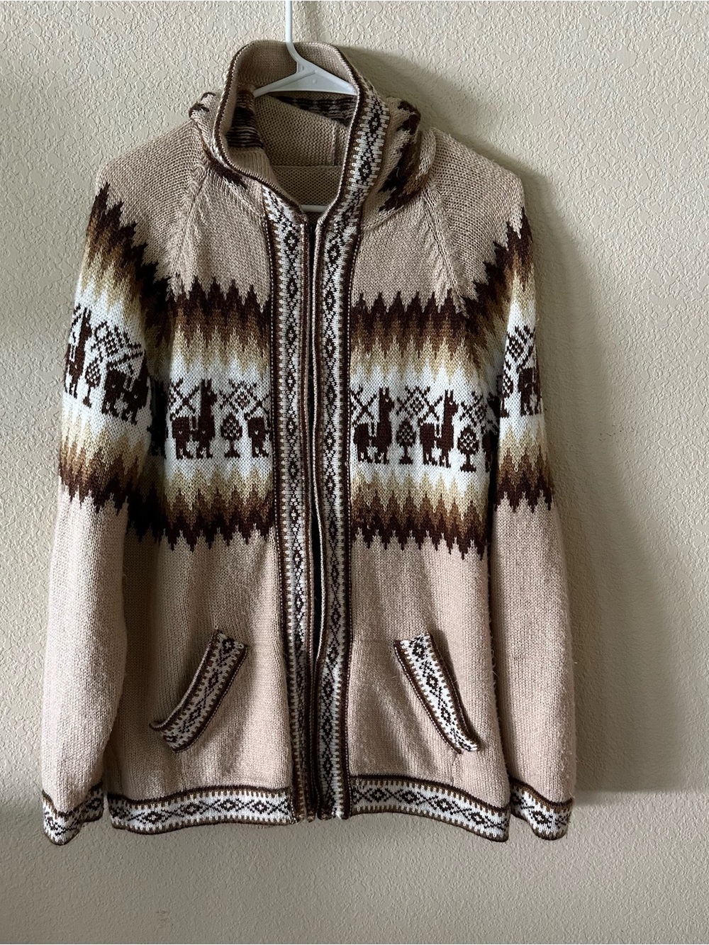 Alpaca Handmade Wool Unisex Zip Up Sweater from Peru